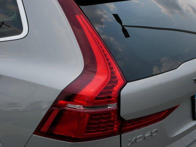 used 2022 Volvo XC60 car, priced at $35,495