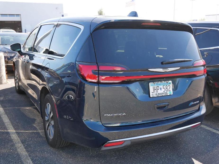 used 2022 Chrysler Pacifica Hybrid car, priced at $31,995