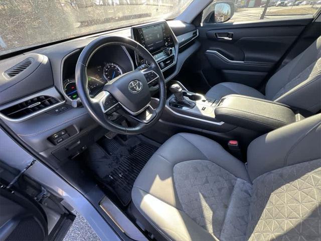 used 2022 Toyota Highlander Hybrid car, priced at $37,290