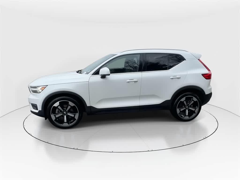 used 2019 Volvo XC40 car, priced at $20,990