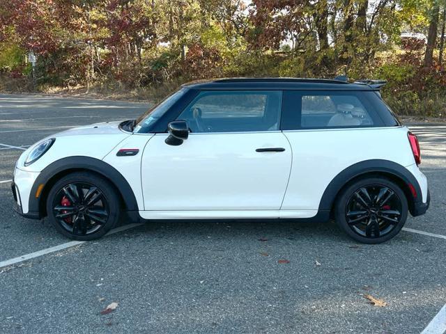 used 2022 MINI Hardtop car, priced at $30,990