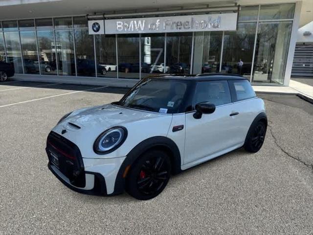 used 2022 MINI Hardtop car, priced at $30,990