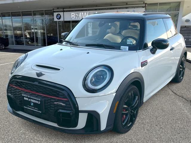 used 2022 MINI Hardtop car, priced at $30,990