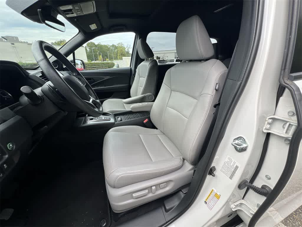 used 2023 Honda Passport car, priced at $32,490