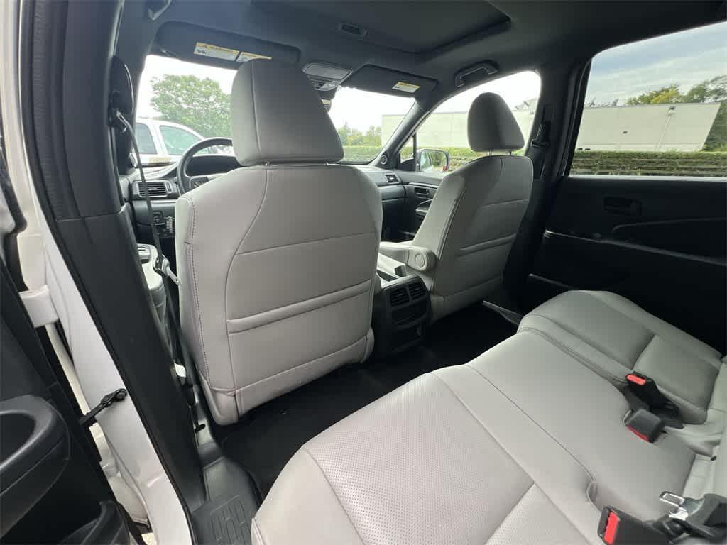 used 2023 Honda Passport car, priced at $32,490