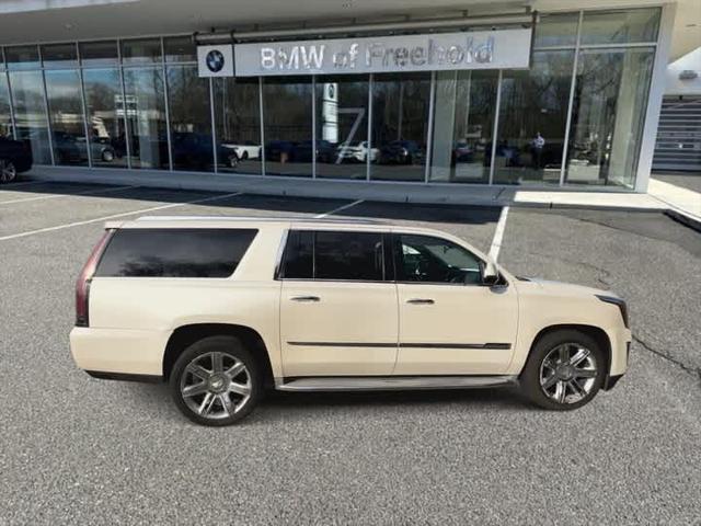 used 2015 Cadillac Escalade ESV car, priced at $18,790