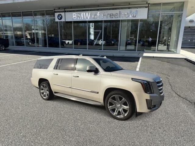 used 2015 Cadillac Escalade ESV car, priced at $18,790