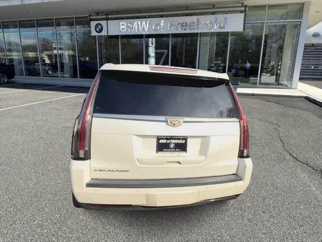 used 2015 Cadillac Escalade ESV car, priced at $18,790