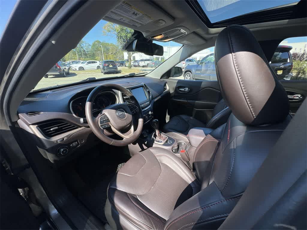 used 2016 Jeep Cherokee car, priced at $10,990