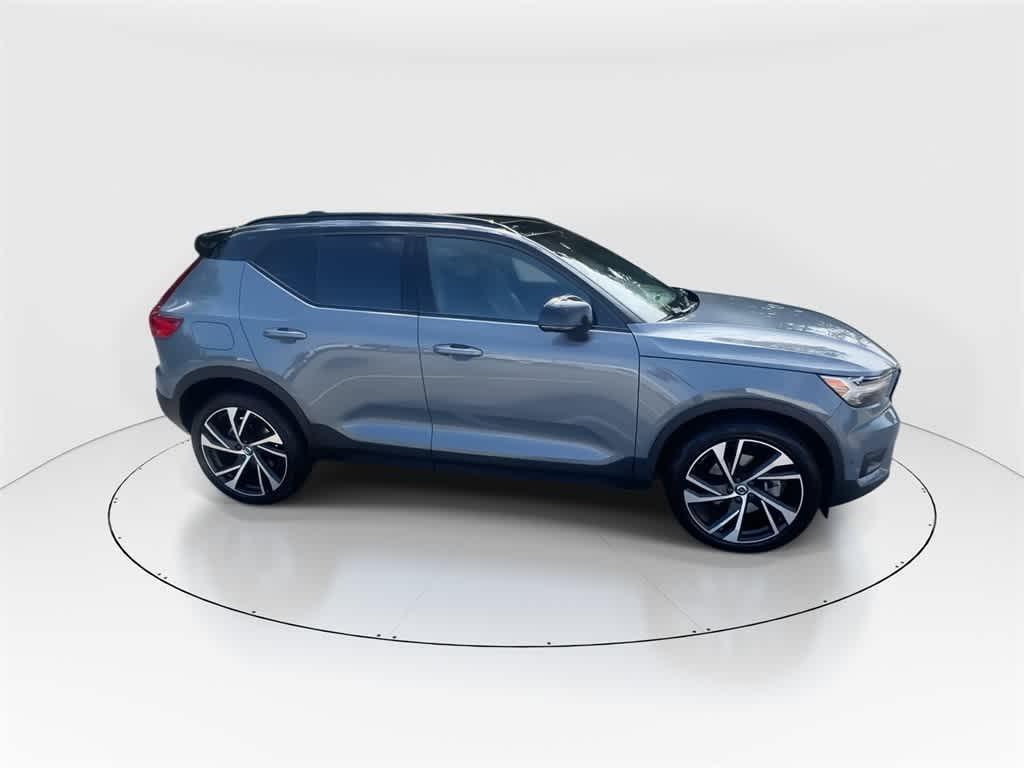 used 2021 Volvo XC40 car, priced at $26,490