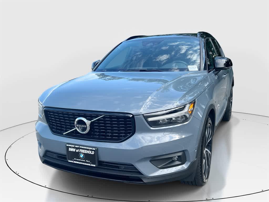 used 2021 Volvo XC40 car, priced at $26,490