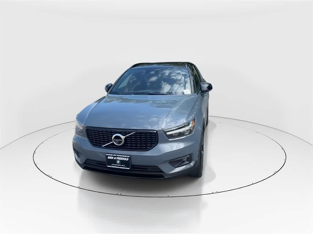 used 2021 Volvo XC40 car, priced at $26,490