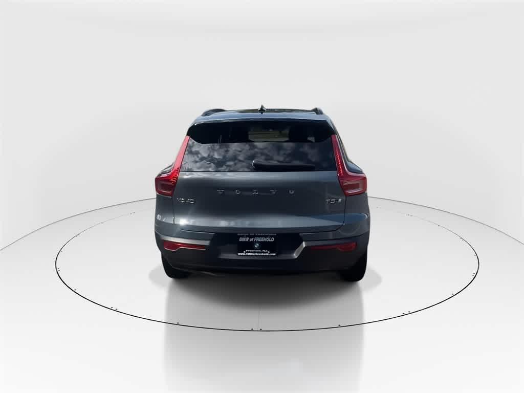 used 2021 Volvo XC40 car, priced at $26,490