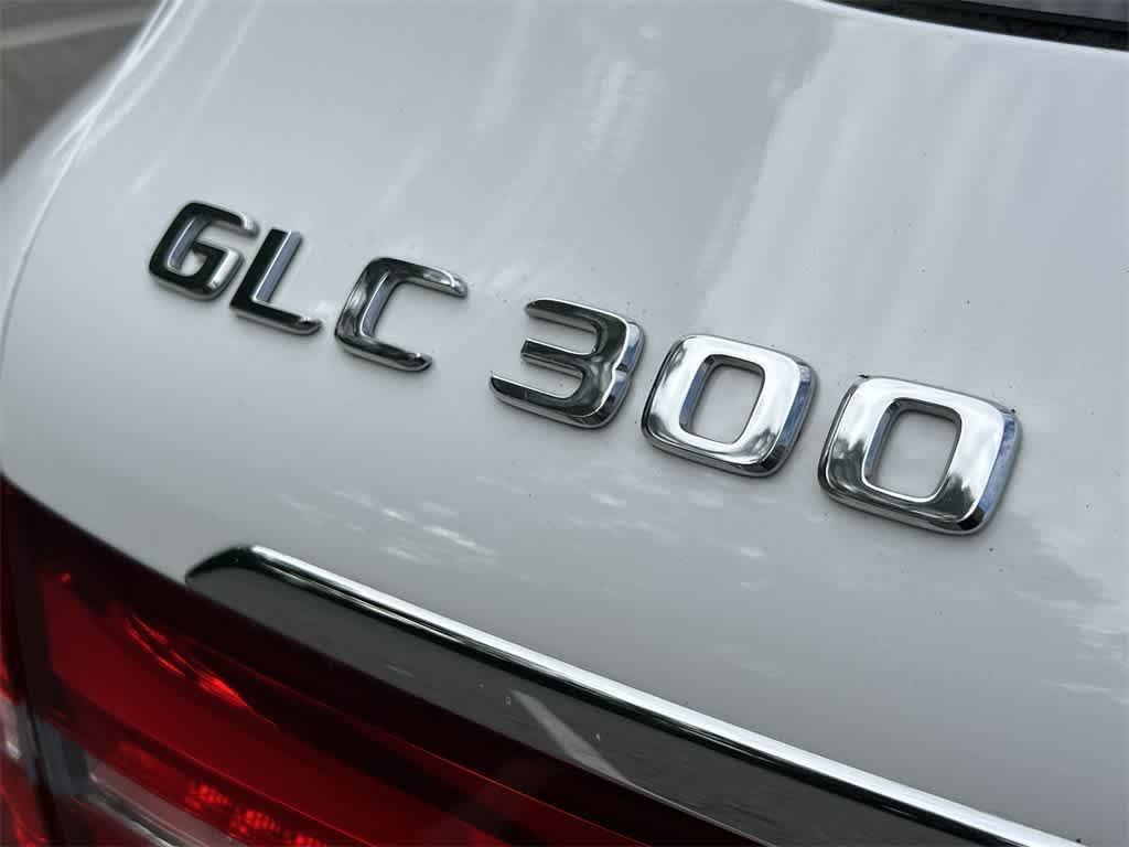used 2019 Mercedes-Benz GLC 300 car, priced at $20,290