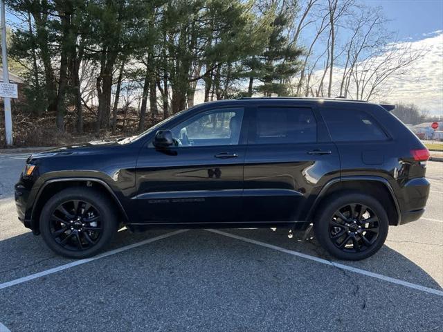 used 2019 Jeep Grand Cherokee car, priced at $15,490