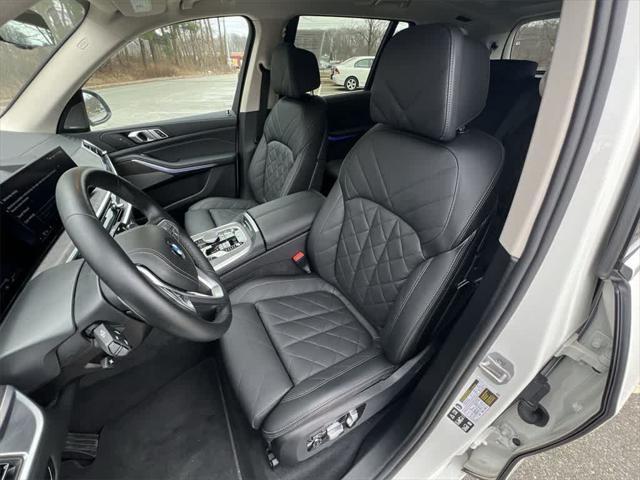 used 2025 BMW X7 car, priced at $88,990