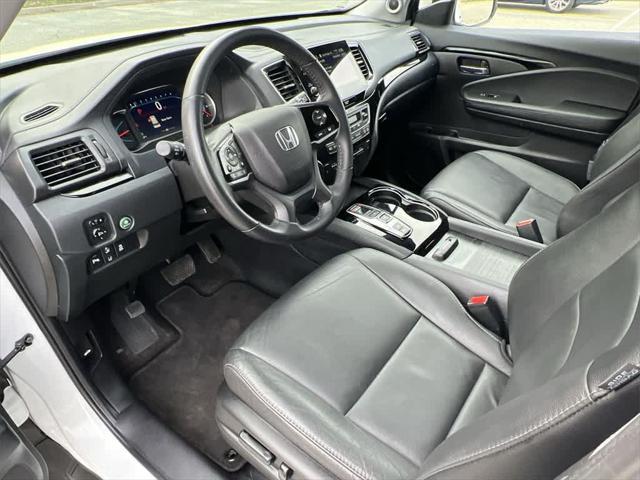 used 2022 Honda Pilot car, priced at $32,990