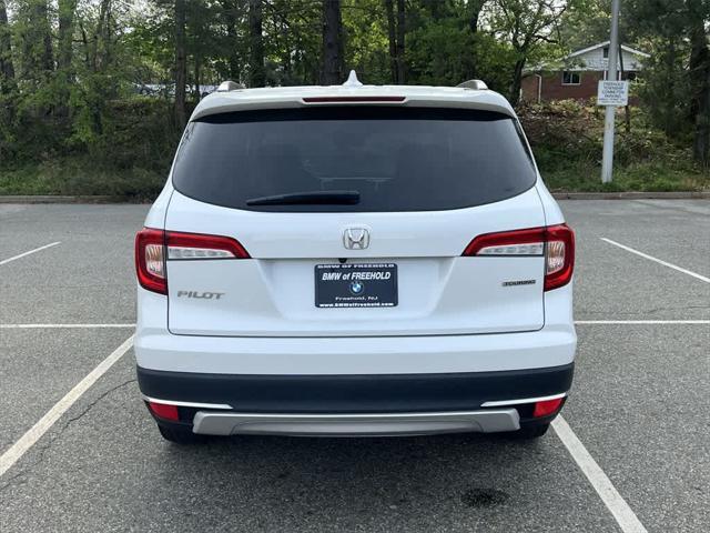 used 2022 Honda Pilot car, priced at $32,990
