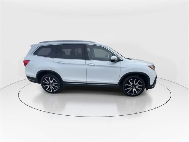 used 2022 Honda Pilot car, priced at $32,990