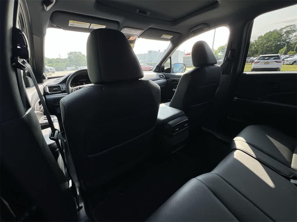 used 2024 Honda Passport car, priced at $33,990