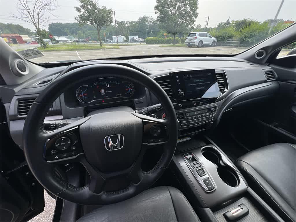 used 2022 Honda Pilot car, priced at $27,490