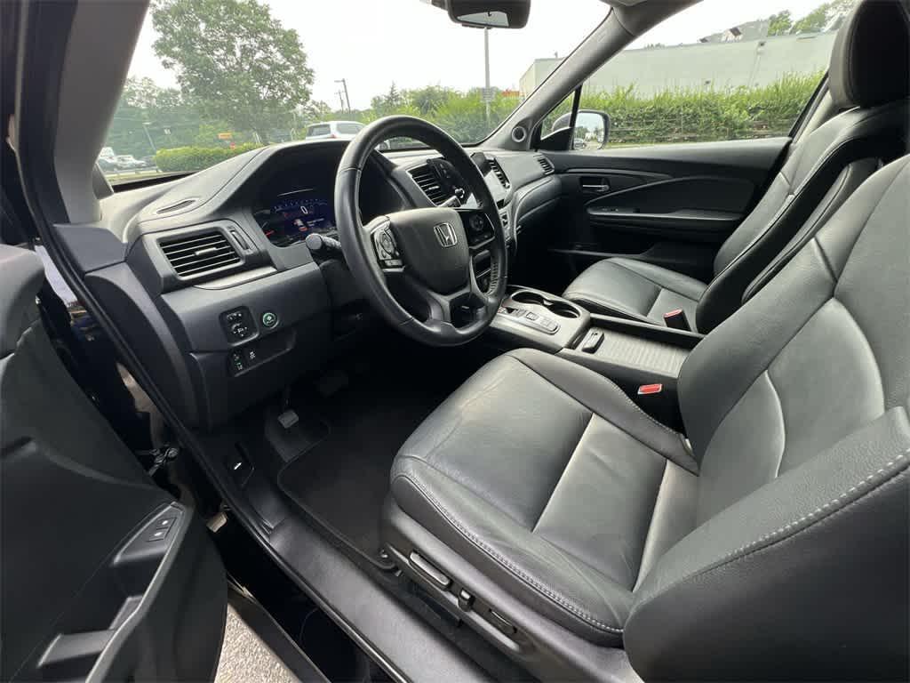 used 2022 Honda Pilot car, priced at $27,490