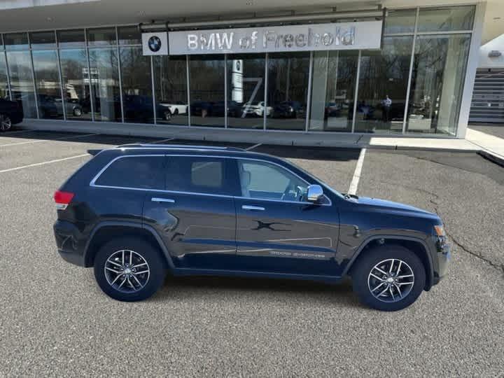 used 2018 Jeep Grand Cherokee car, priced at $19,490