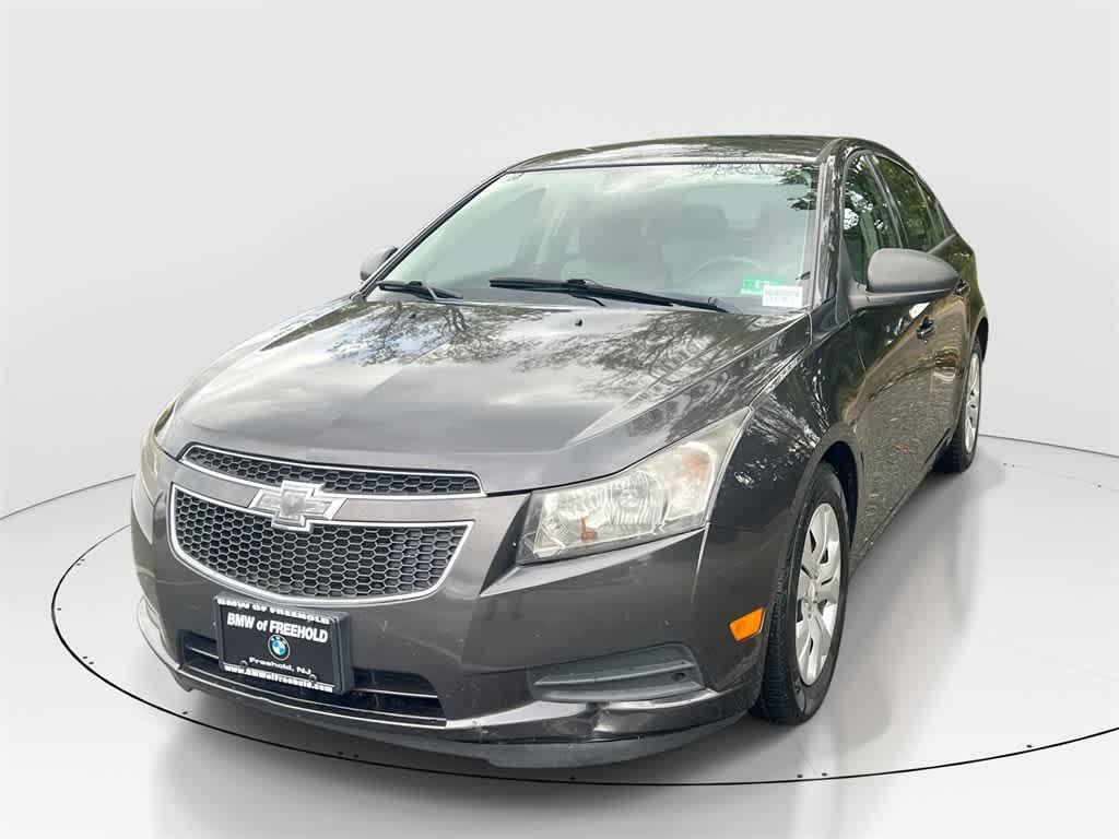 used 2014 Chevrolet Cruze car, priced at $5,290