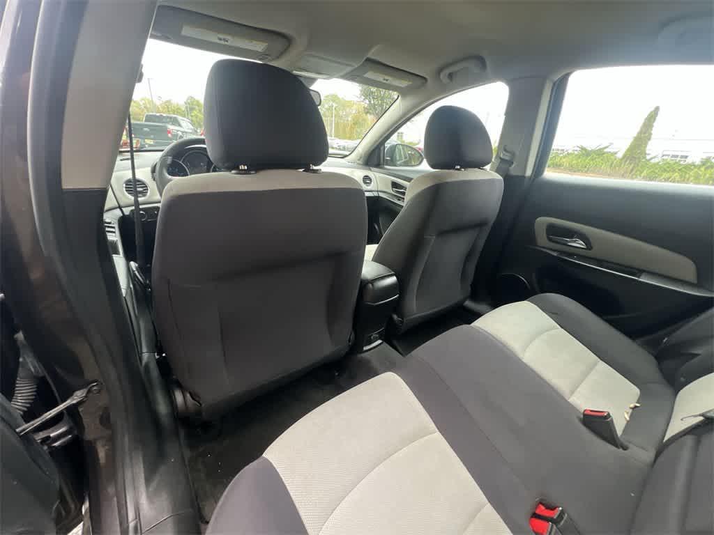 used 2014 Chevrolet Cruze car, priced at $4,390