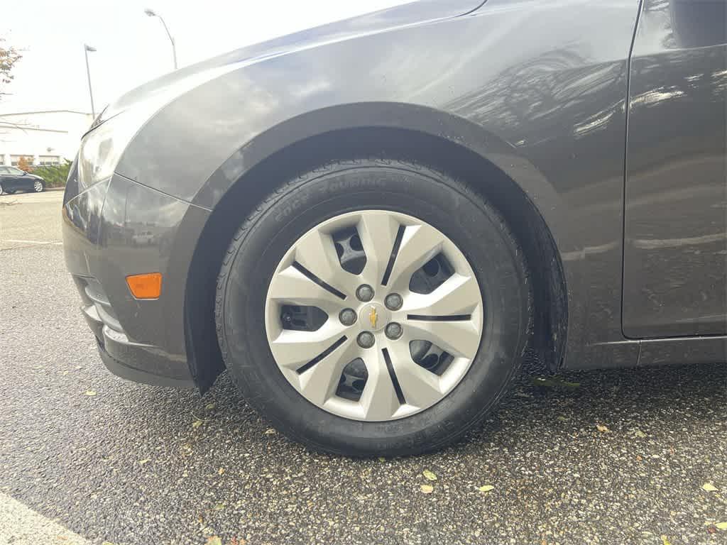 used 2014 Chevrolet Cruze car, priced at $4,390