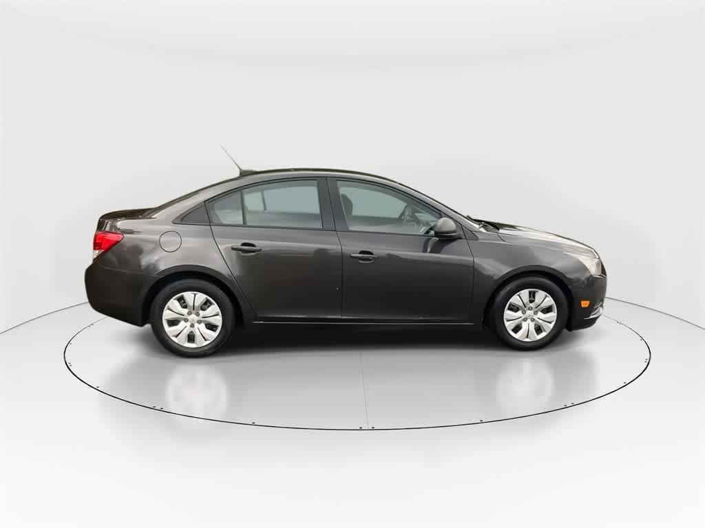used 2014 Chevrolet Cruze car, priced at $4,390