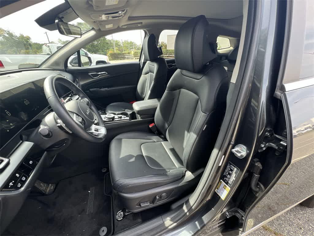 used 2023 Kia Sportage Hybrid car, priced at $23,490