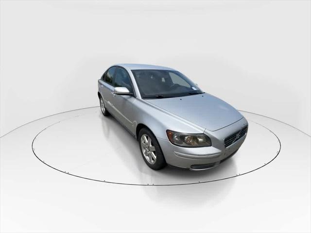 used 2006 Volvo S40 car, priced at $5,290