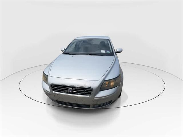 used 2006 Volvo S40 car, priced at $5,290