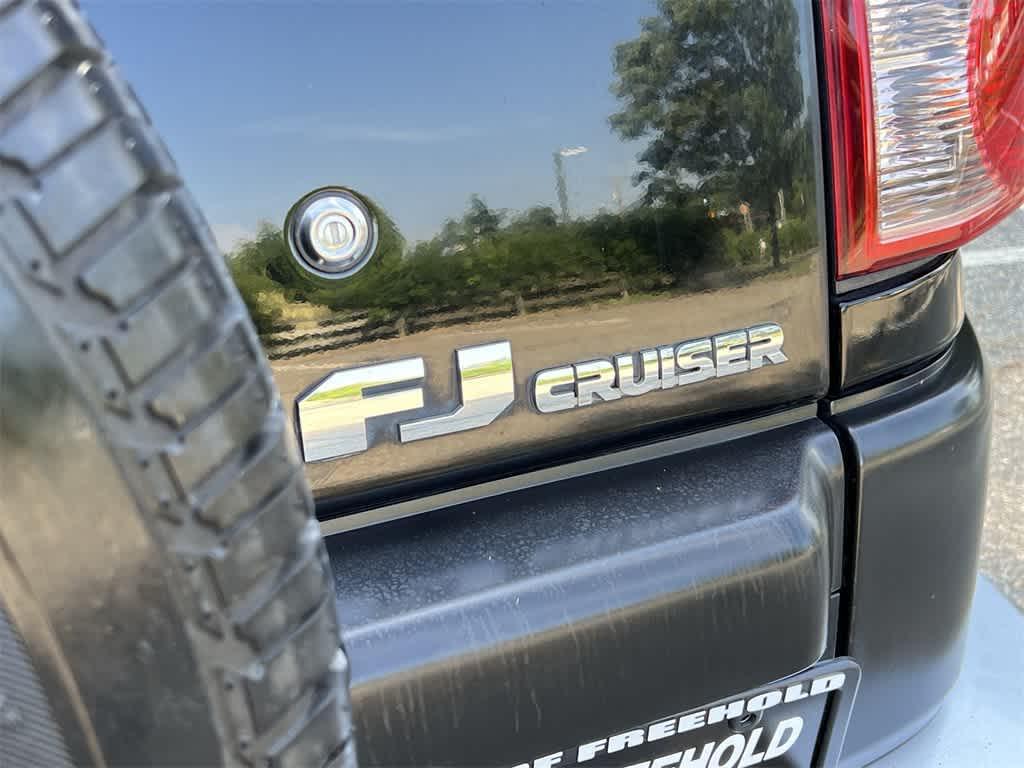 used 2010 Toyota FJ Cruiser car, priced at $19,490