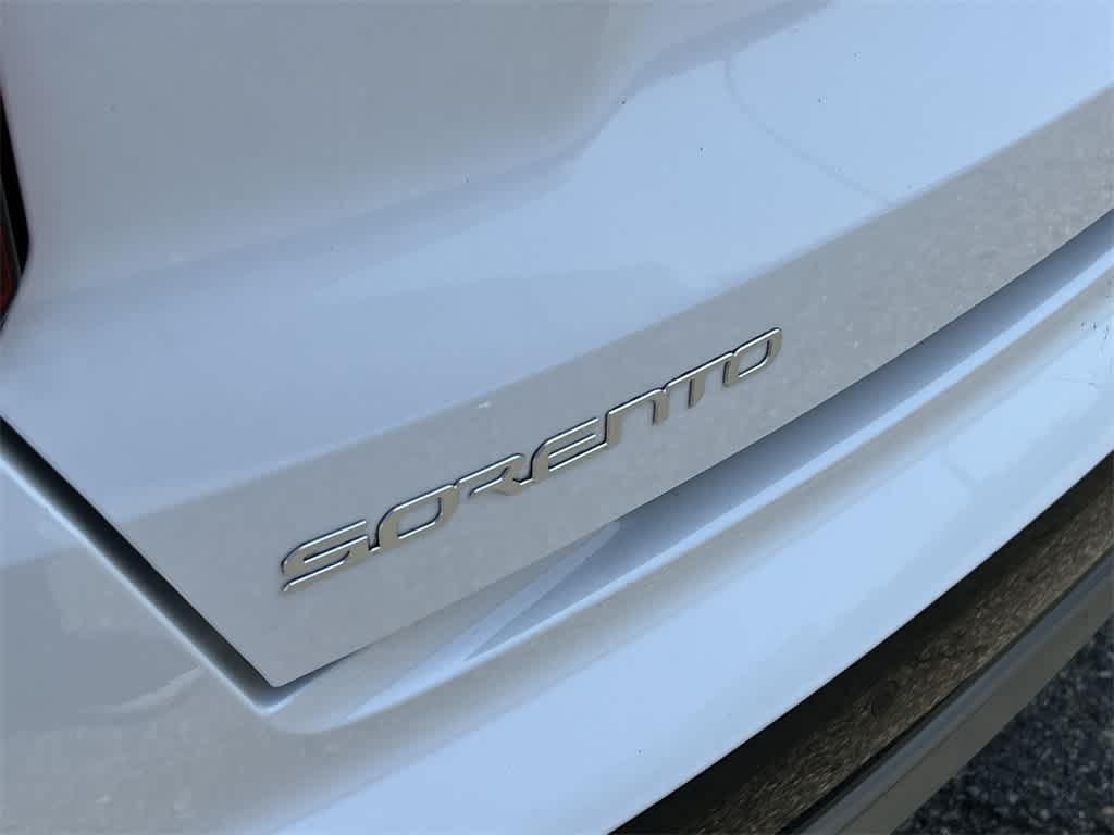 used 2023 Kia Sorento car, priced at $26,990