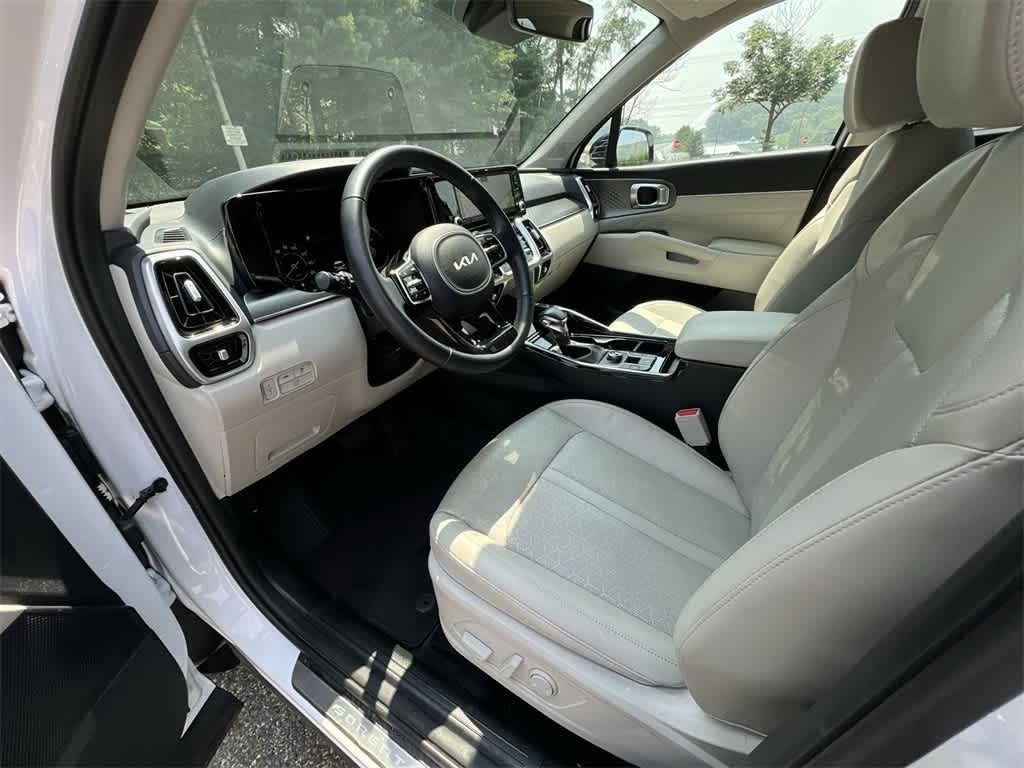 used 2023 Kia Sorento car, priced at $26,990
