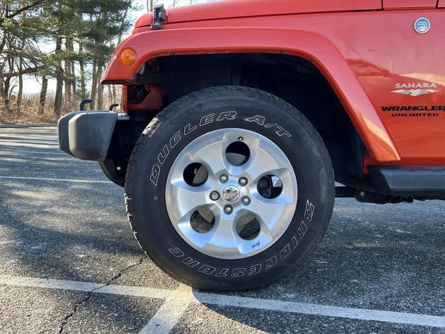used 2015 Jeep Wrangler Unlimited car, priced at $13,990