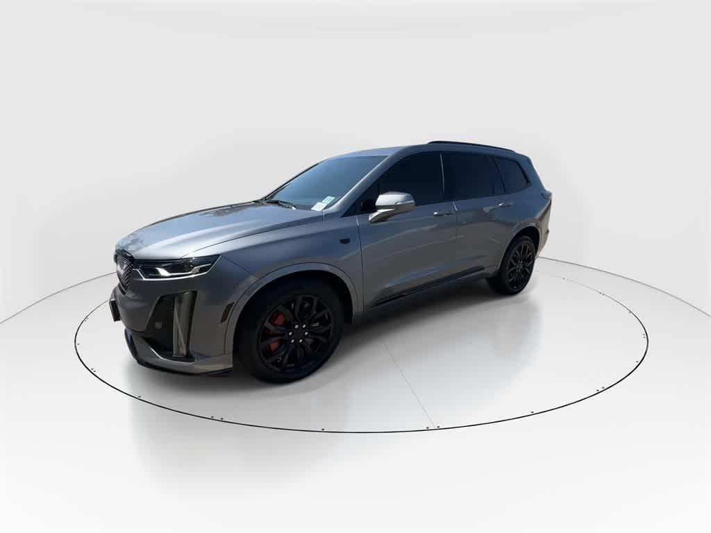 used 2022 Cadillac XT6 car, priced at $35,990
