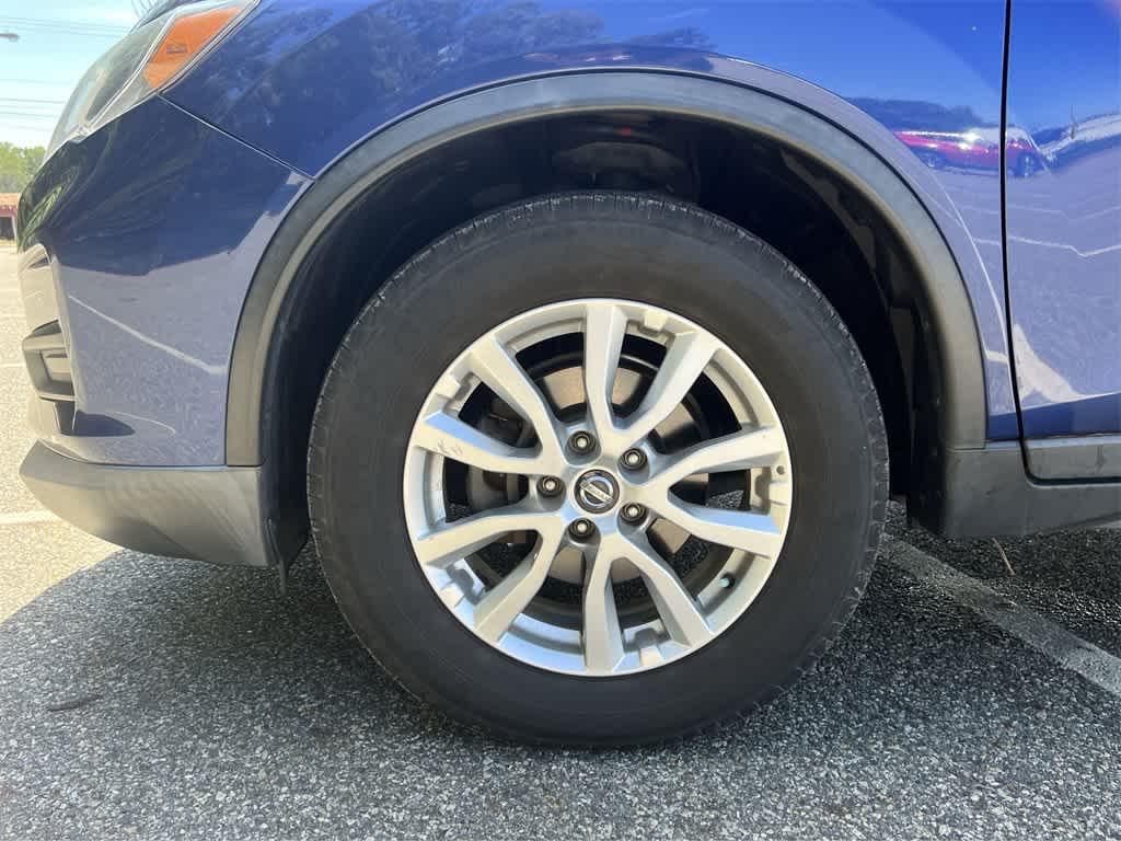 used 2017 Nissan Rogue car, priced at $10,590