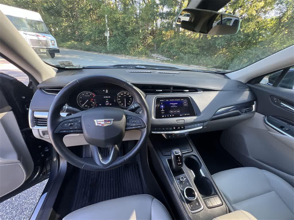 used 2019 Cadillac XT4 car, priced at $17,990