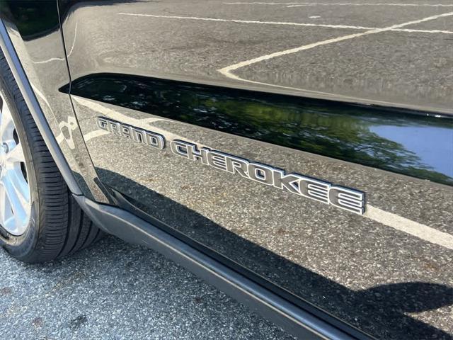 used 2017 Jeep Grand Cherokee car, priced at $15,990