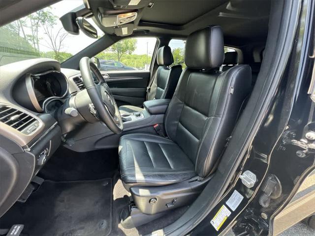 used 2017 Jeep Grand Cherokee car, priced at $15,990