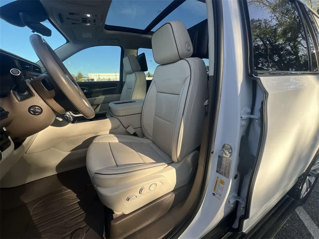 used 2023 GMC Yukon car, priced at $68,990