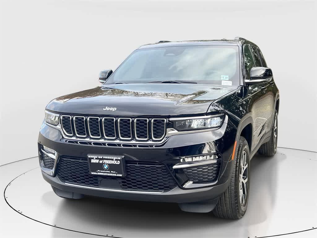 used 2024 Jeep Grand Cherokee car, priced at $34,390