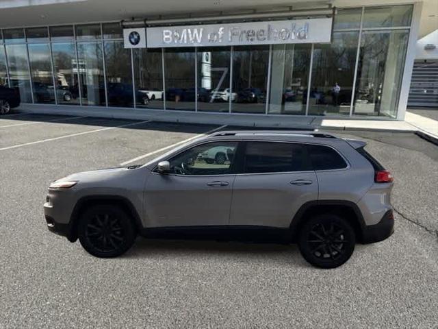 used 2014 Jeep Cherokee car, priced at $8,490