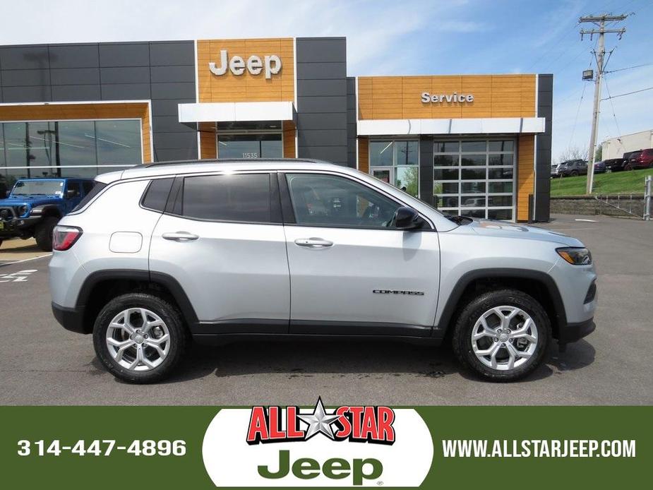 new 2024 Jeep Compass car, priced at $27,182