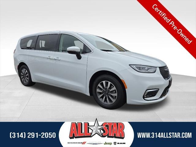 used 2023 Chrysler Pacifica Hybrid car, priced at $24,497