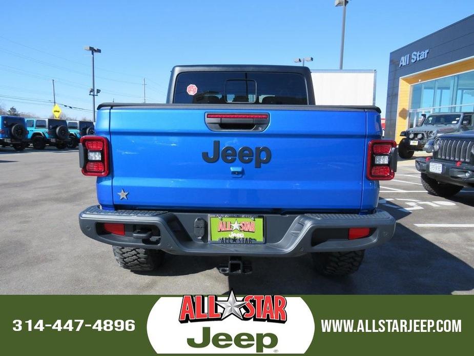 new 2024 Jeep Gladiator car, priced at $55,582