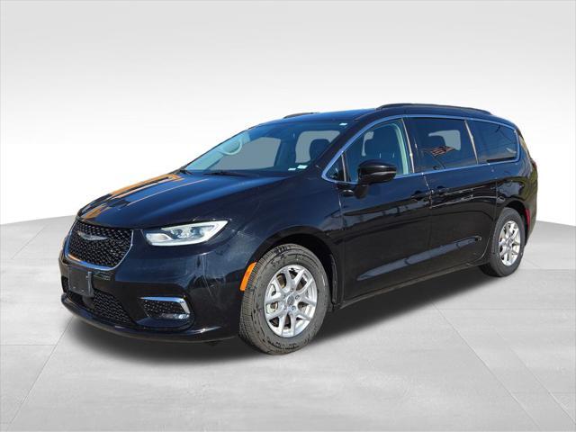 used 2022 Chrysler Pacifica car, priced at $22,400